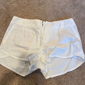 Alice and Olivia linen shorts